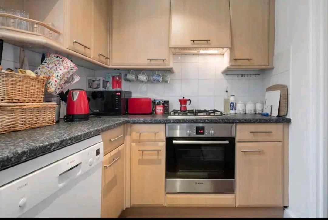 Stylish Room With Private Bath & Terrace In Super Central Clapham Junction Minutes From Victoria, Waterloo London Exterior photo