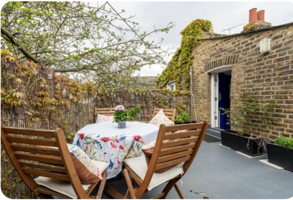 Stylish Room With Private Bath & Terrace In Super Central Clapham Junction Minutes From Victoria, Waterloo London Exterior photo